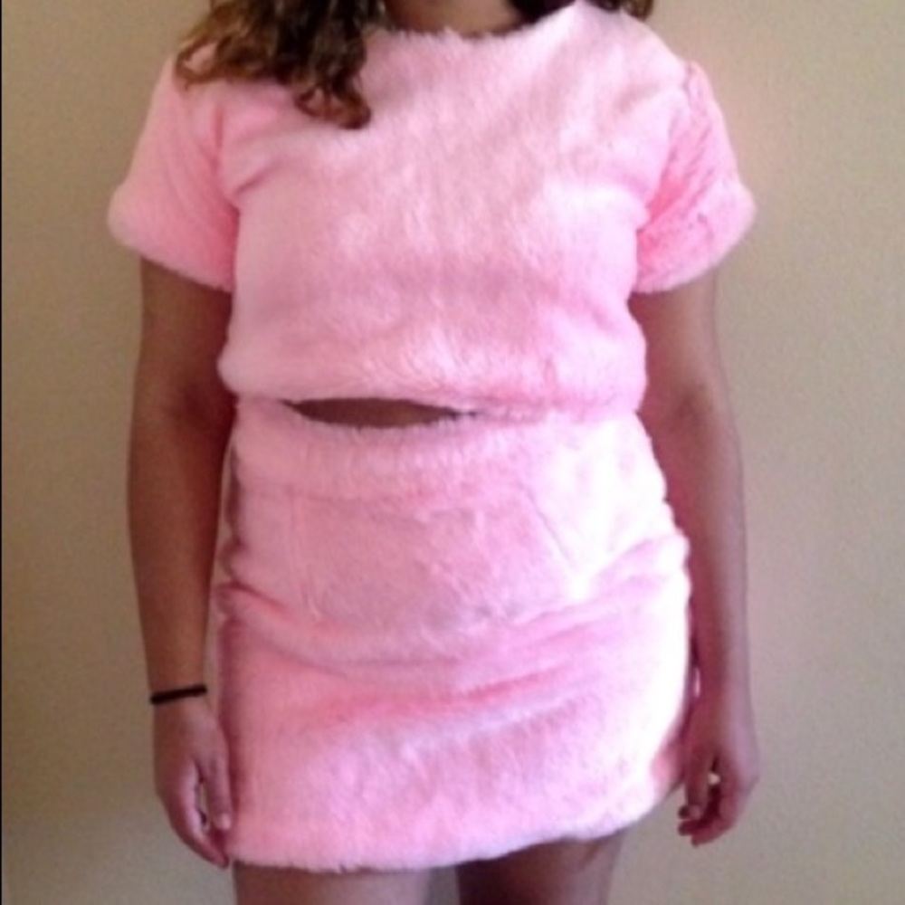 Fluffy Pink Set - Picture 3 of 4
